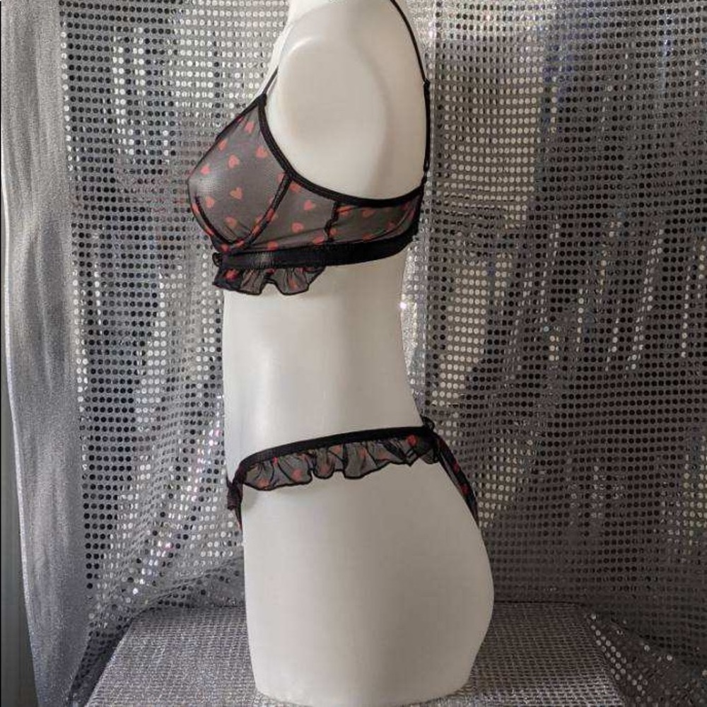 Mesh Heart Patterned Lingerie - Picture 6 of 10